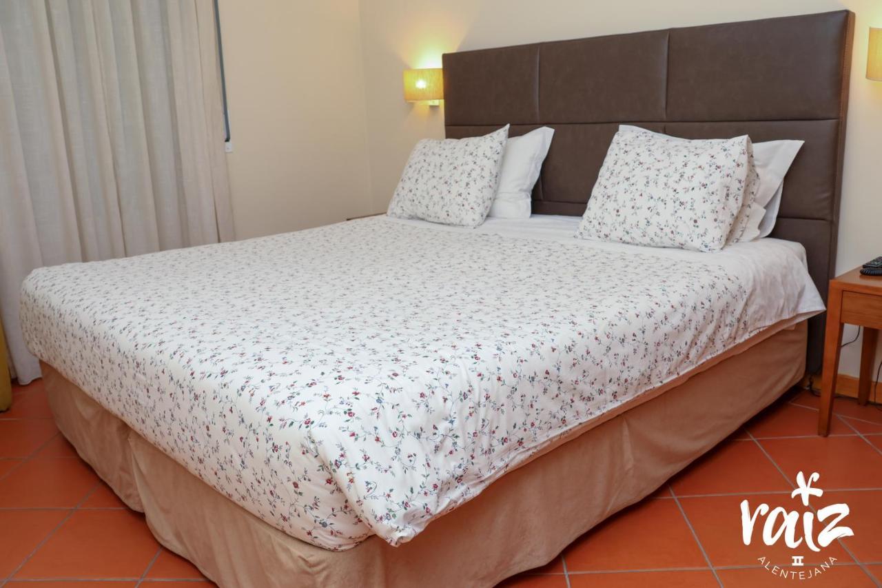Bed and Breakfast Raiz Alentejana II Reguengos de Monsaraz Esterno foto